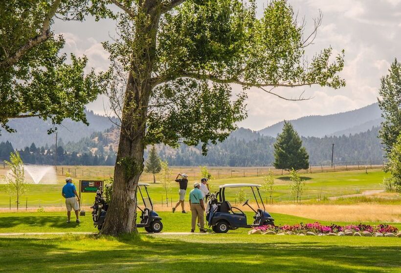 Fairmont Hot Springs Resort