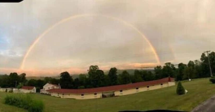 Four Winds Country Motel