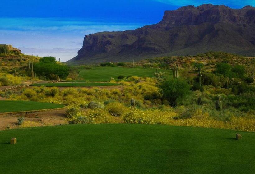 Gold Canyon Golf Resort