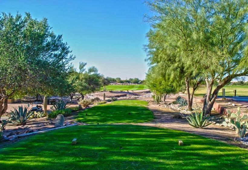 Gold Canyon Golf Resort