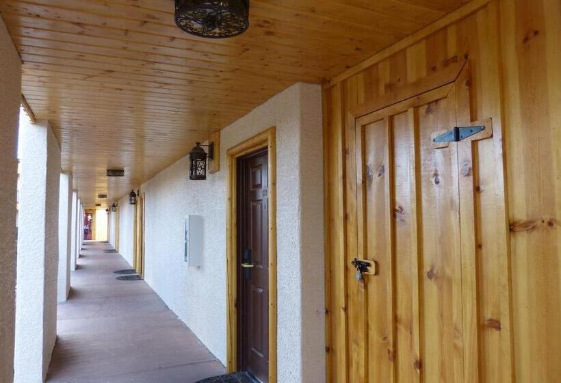 Grand Canyon Inn And Motel   South Rim Entrance