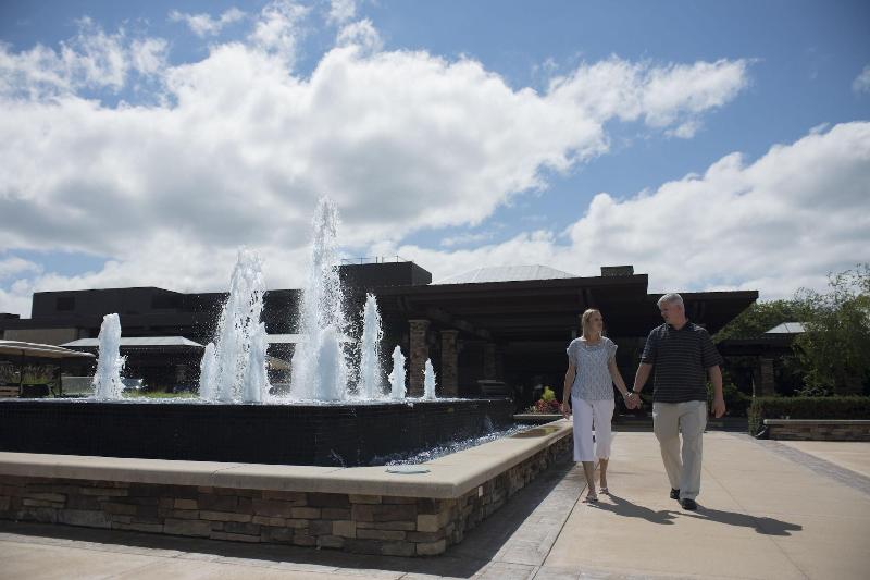 Grand Geneva Resort And Spa