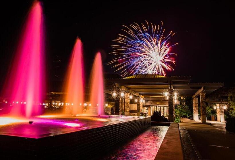 Grand Geneva Resort And Spa