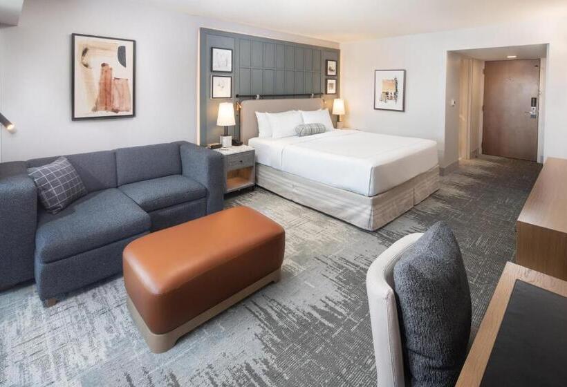 Grand Geneva Resort And Spa