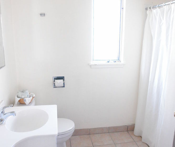 فندق Golden Bear Inn