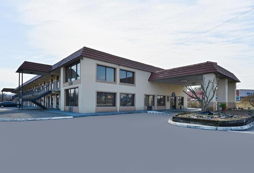 酒店 Americas Best Value Inn & Suites Knoxville North