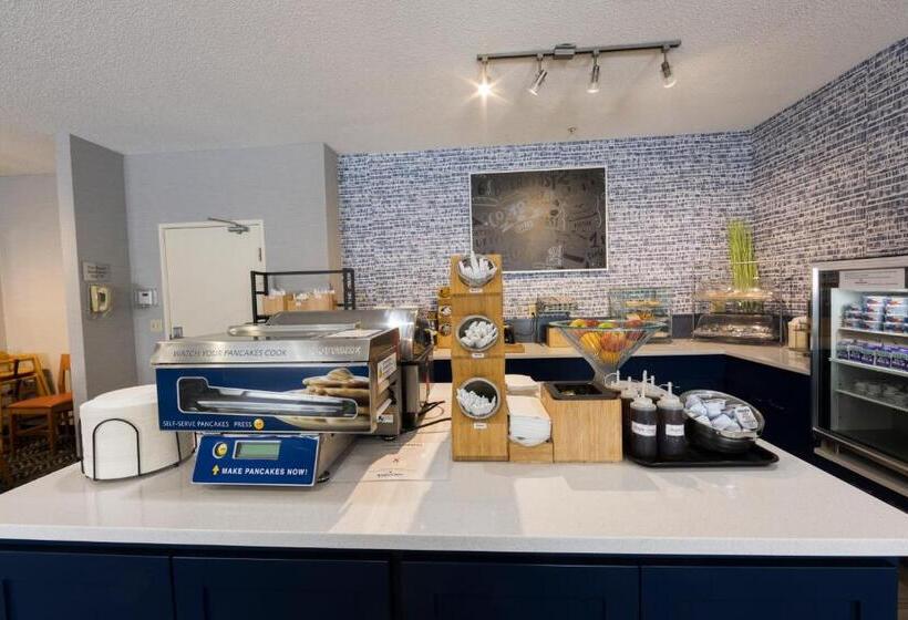 בית מלון כפרי Americinn By Wyndham Duluth