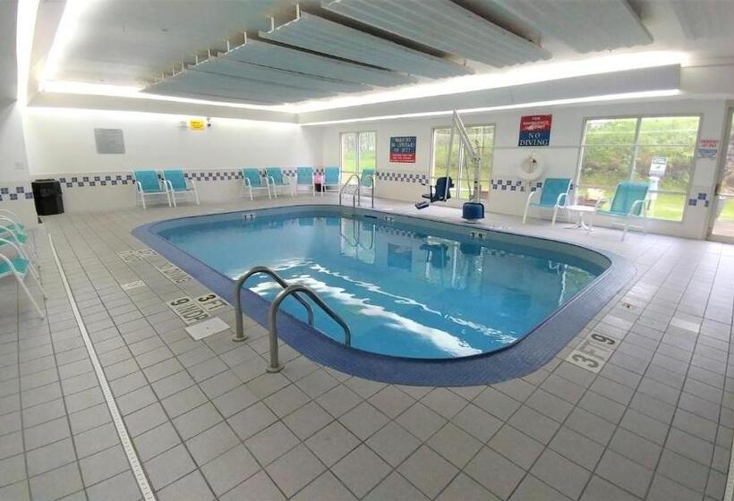 בית מלון כפרי Americinn By Wyndham Duluth