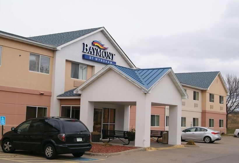 فندق Baymont By Wyndham Coon Rapids
