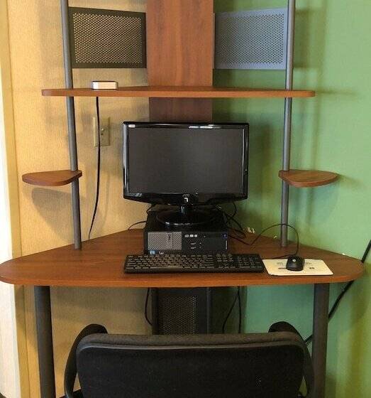 فندق Baymont By Wyndham Coon Rapids