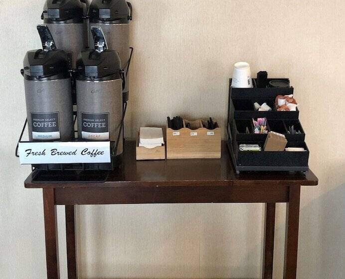 فندق Baymont By Wyndham Coon Rapids