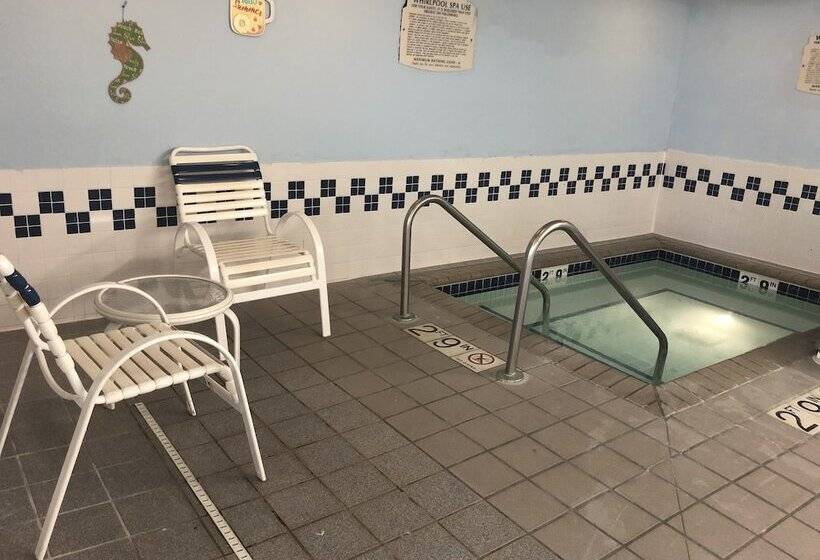 فندق Baymont By Wyndham Coon Rapids