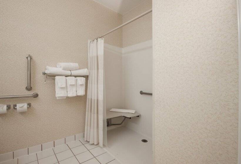 فندق Baymont By Wyndham Coon Rapids