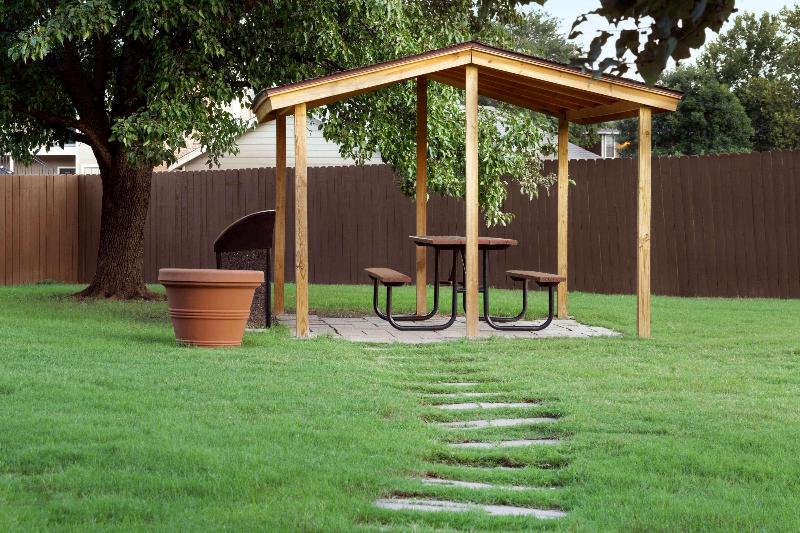 בית מלון כפרי Baymont By Wyndham Tulsa