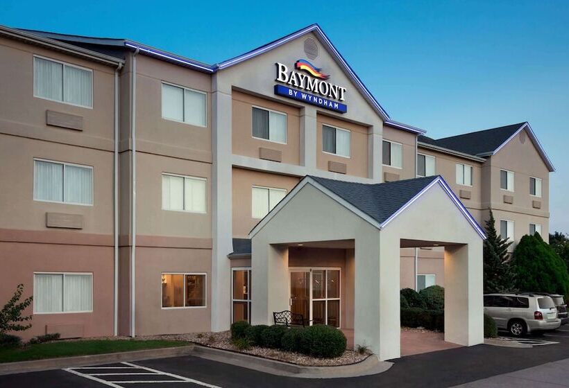 בית מלון כפרי Baymont By Wyndham Tulsa
