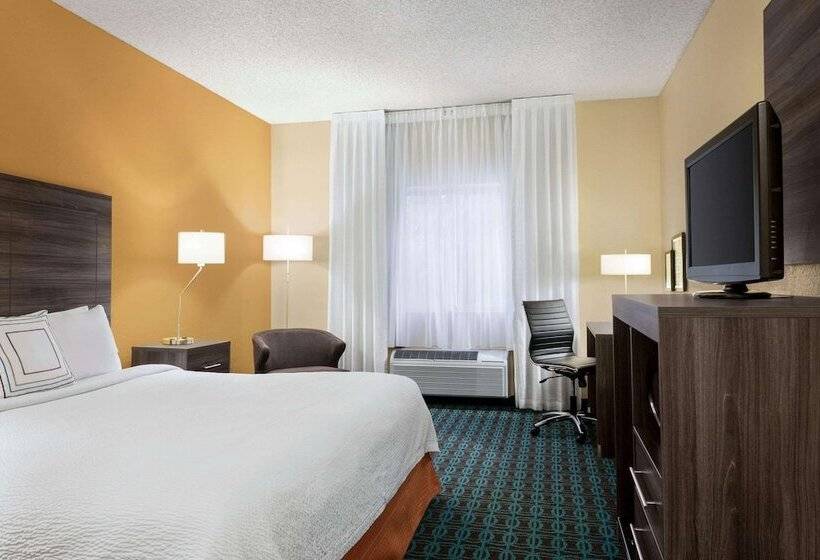 בית מלון כפרי Baymont By Wyndham Tulsa