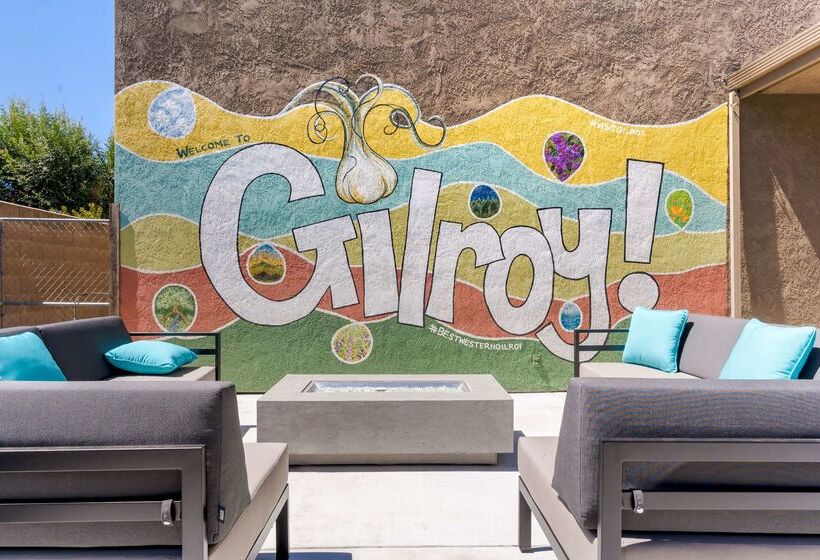 Отель Best Western Plus Forest Park Inn