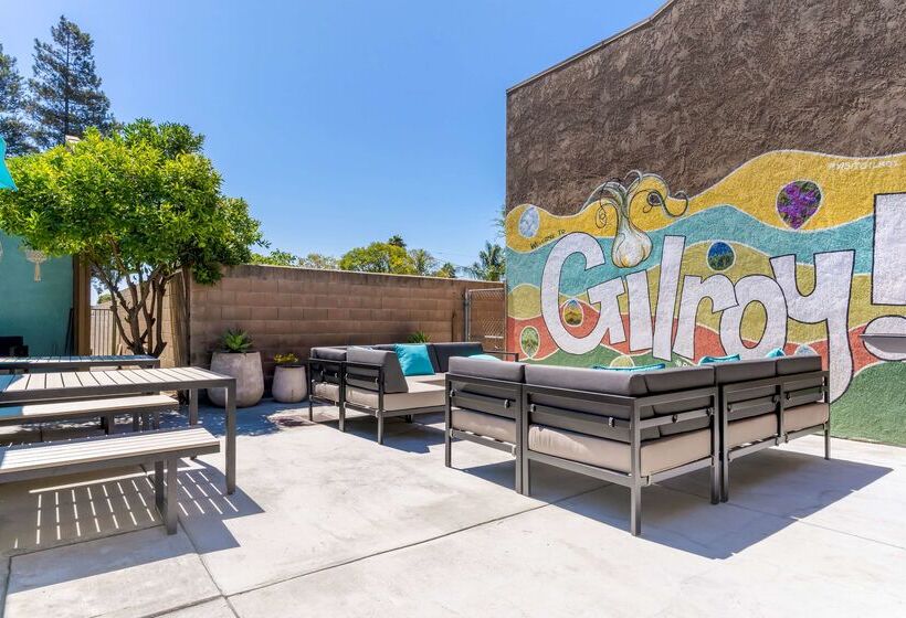 Отель Best Western Plus Forest Park Inn