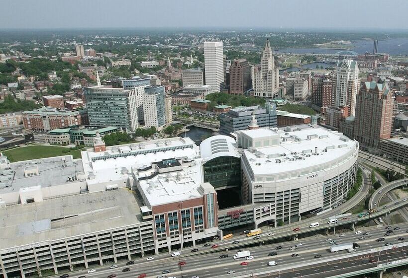 호텔 Colonial Inn Seekonk