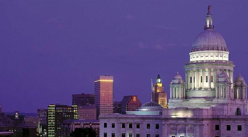 호텔 Colonial Inn Seekonk