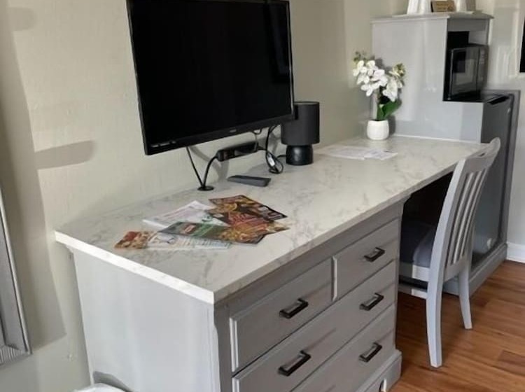 호텔 Colonial Inn Seekonk