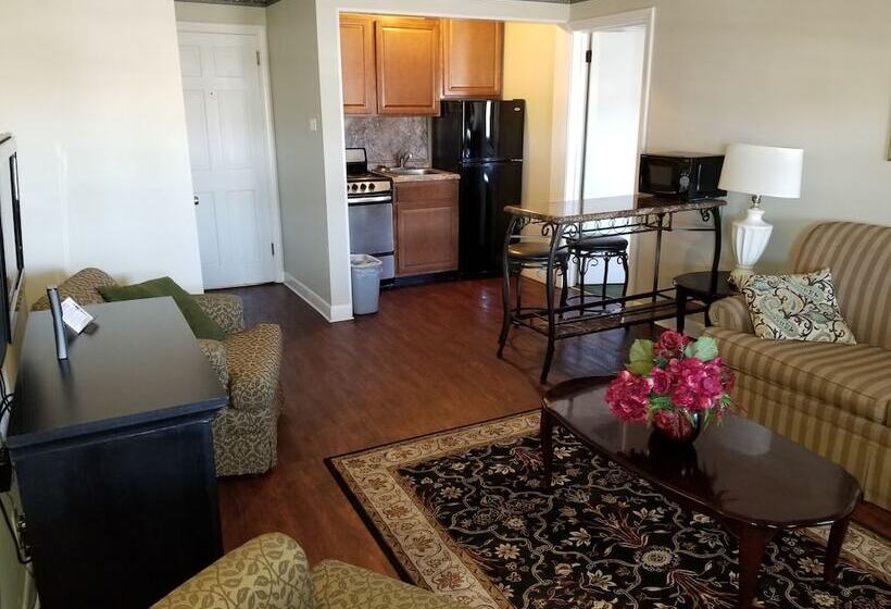 호텔 Colonial Inn Seekonk