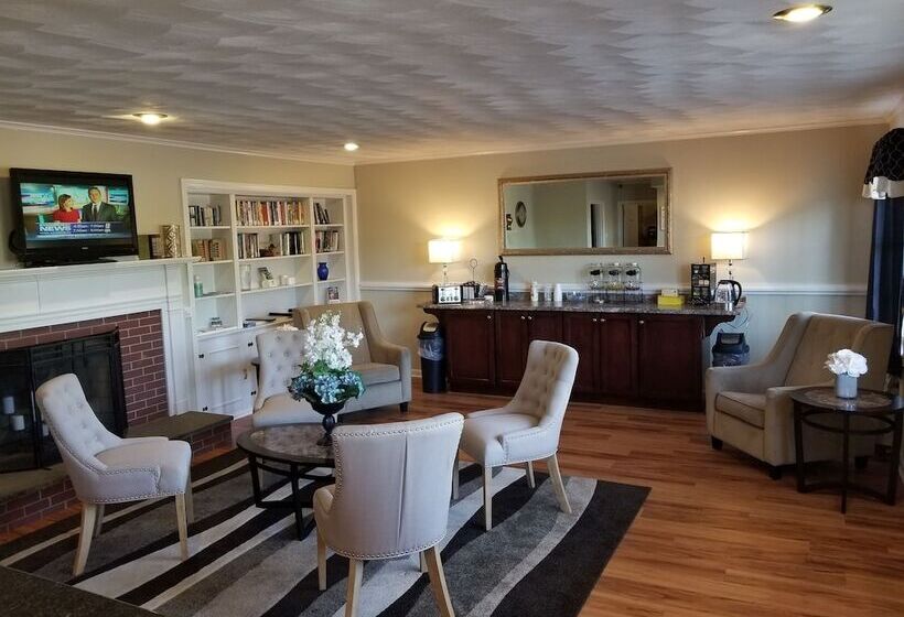 호텔 Colonial Inn Seekonk