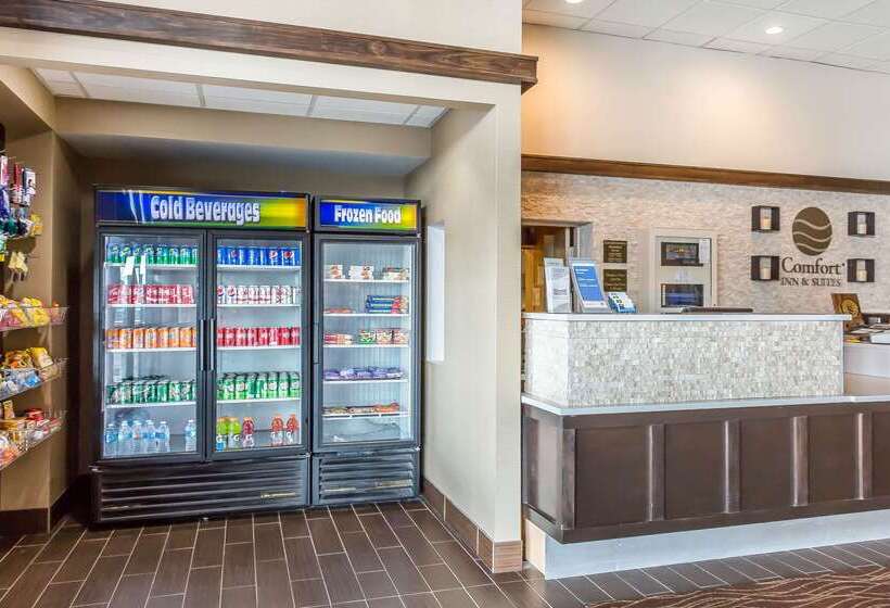 فندق Comfort Inn & Suites Aberdeen