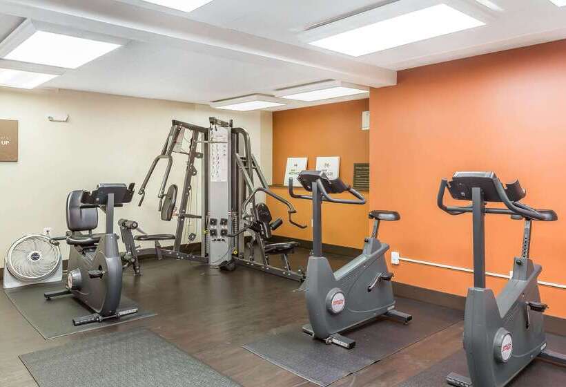 فندق Comfort Inn & Suites Aberdeen