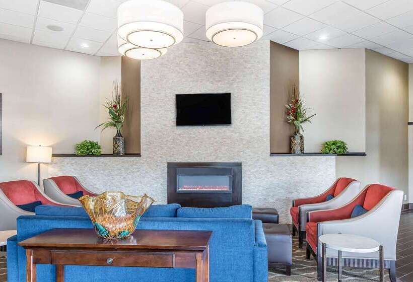 فندق Comfort Inn & Suites Aberdeen