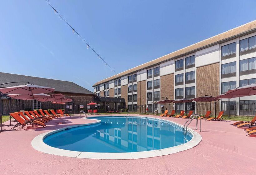 فندق Comfort Inn & Suites Aberdeen