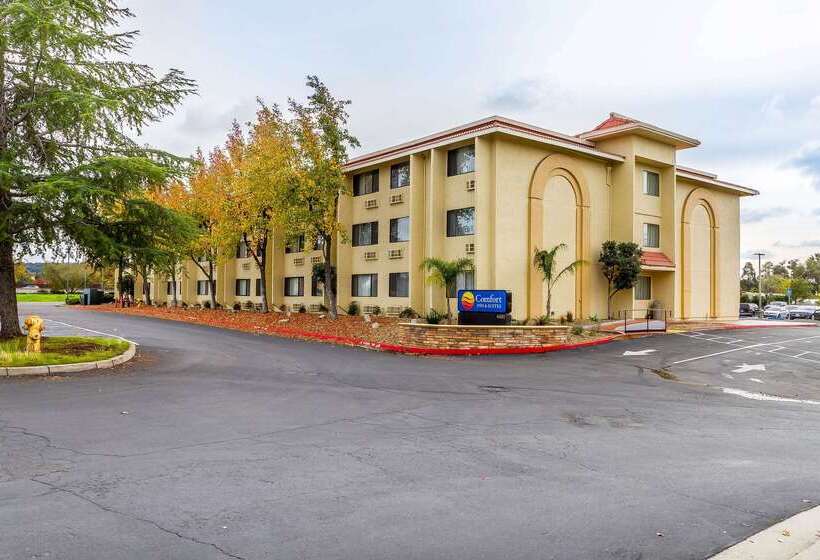 酒店 Comfort Inn & Suites Rocklin   Roseville