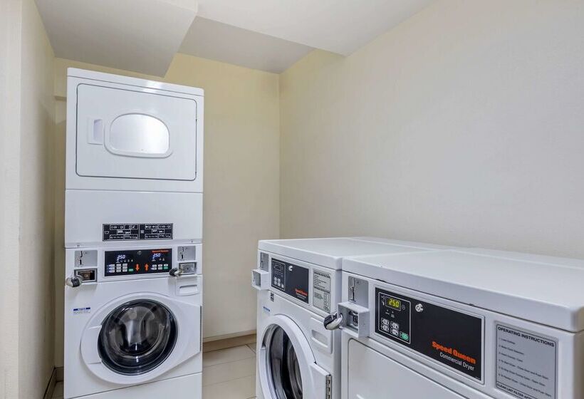 酒店 Comfort Inn & Suites Rocklin   Roseville