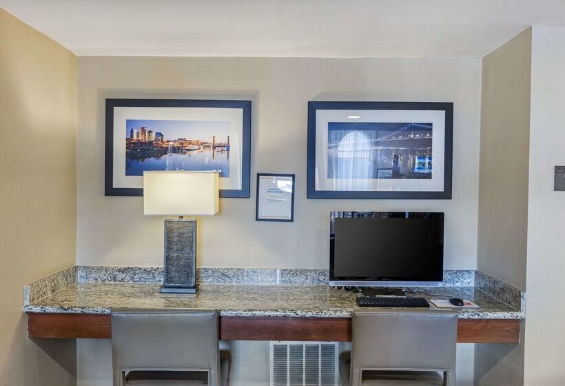 酒店 Comfort Inn & Suites Rocklin   Roseville