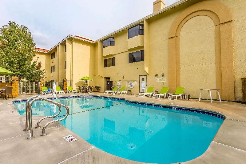 酒店 Comfort Inn & Suites Rocklin   Roseville