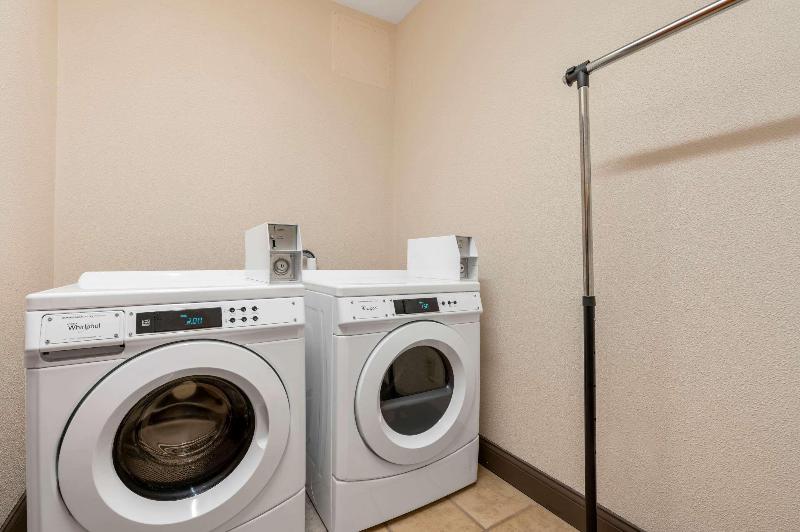 فندق Comfort Inn & Suites