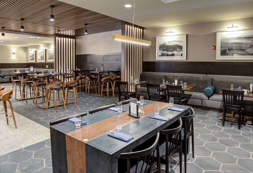בית מלון כפרי Doubletree By Hilton Harrisonburg