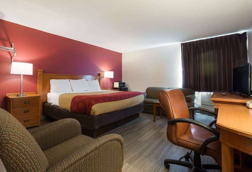 فندق Econo Lodge Inn & Suites