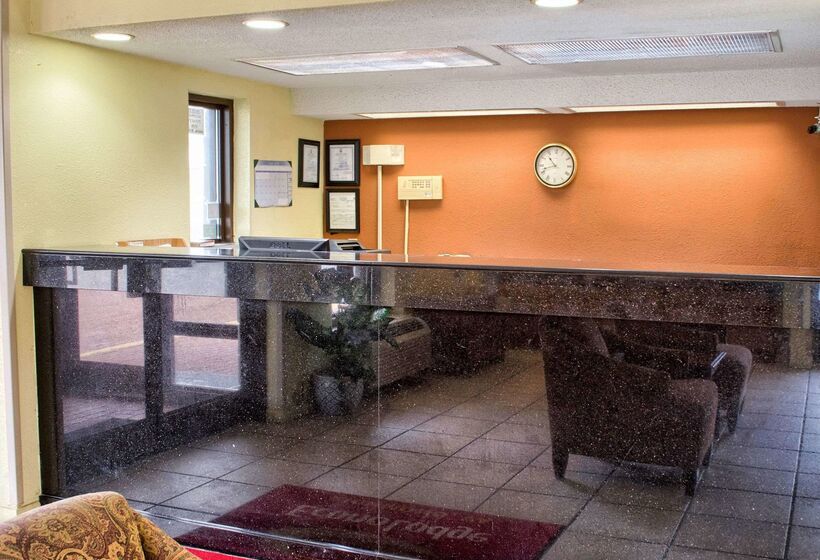 هتل Econo Lodge