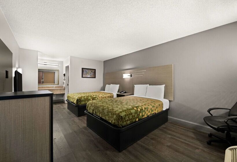 هتل Econo Lodge