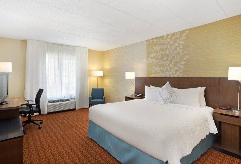 هتل Fairfield Inn & Suites Chicago Midway Airport