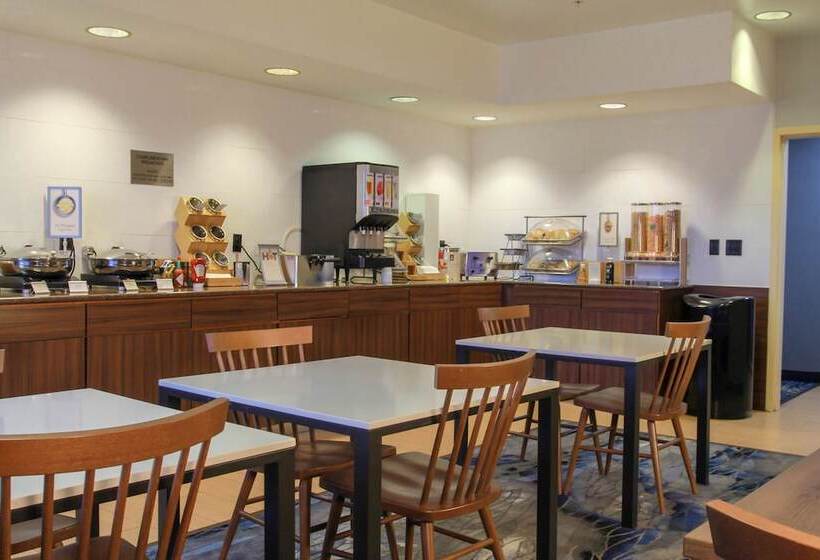 호텔 Fairfield Inn By Marriott Kalamazoo West
