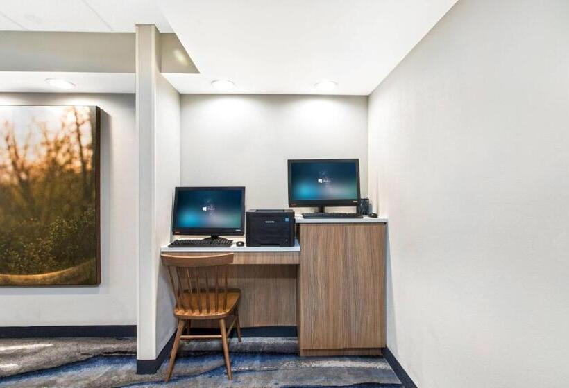 ホテル Fairfield Inn By Marriott Evansville East