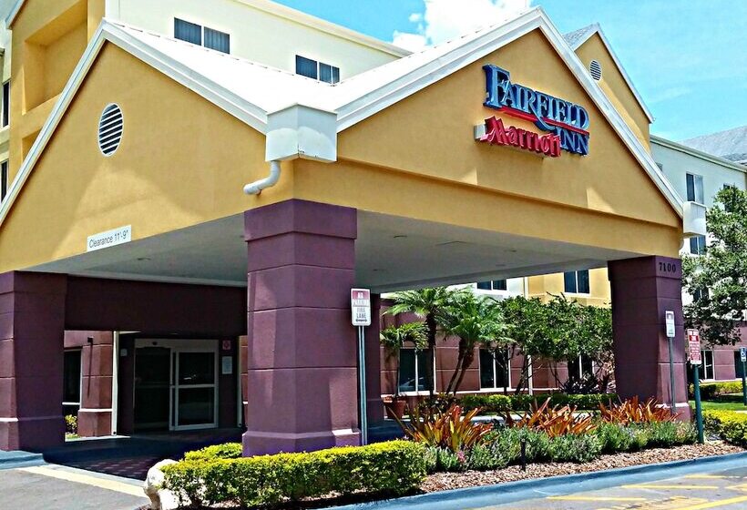 ホテル Fairfield Inn Orlando Airport