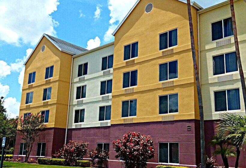 ホテル Fairfield Inn Orlando Airport