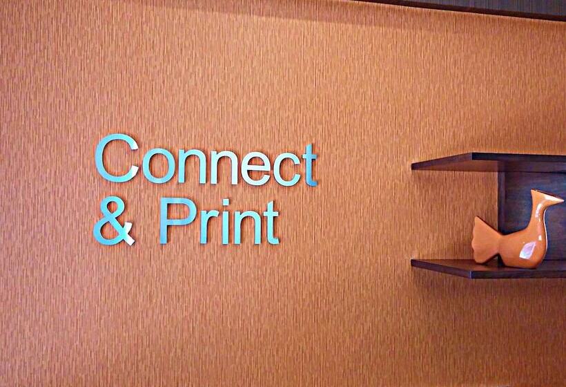 ホテル Fairfield Inn Orlando Airport