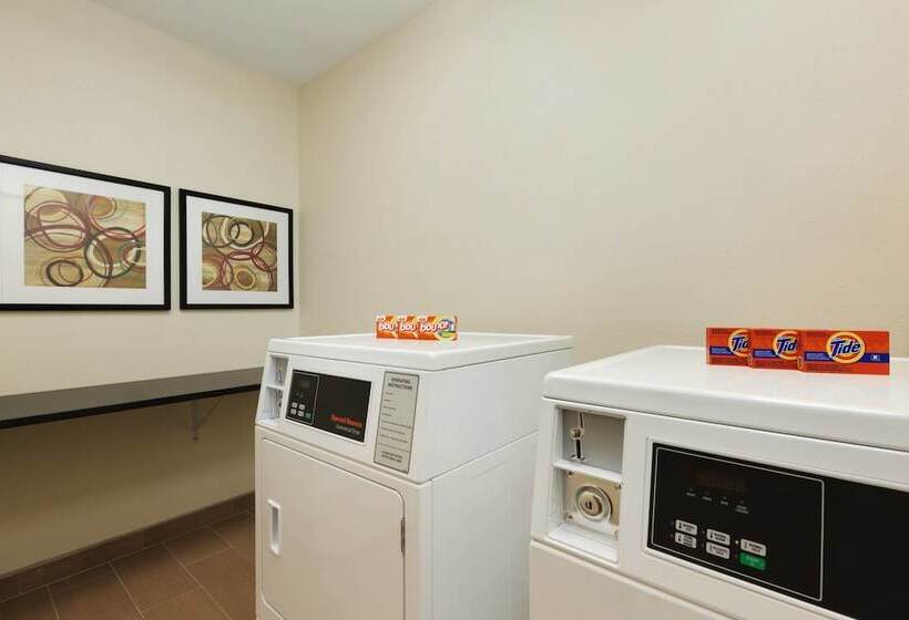 فندق Fairfield Inn Colorado Springs Air Force Academy