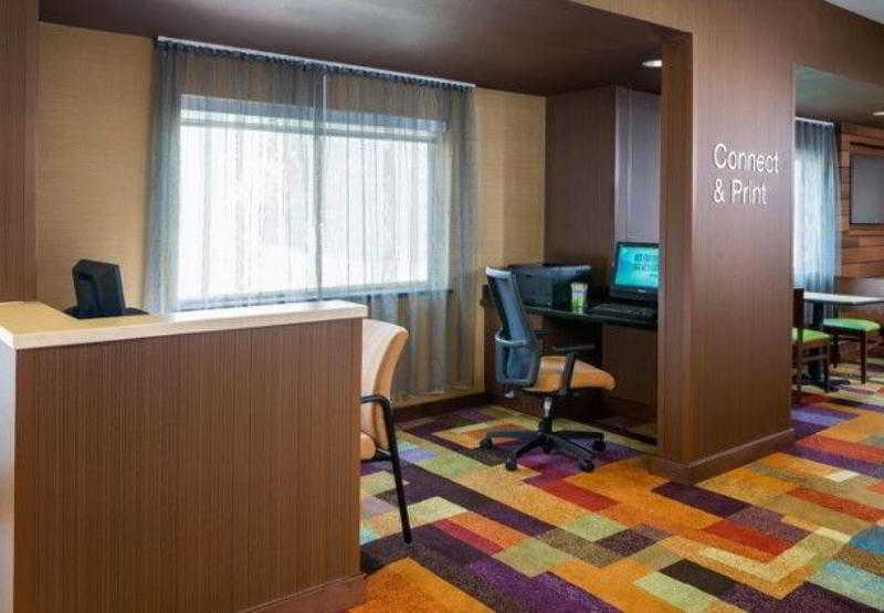 هتل Fairfield Inn & Suites Dallas Park Central