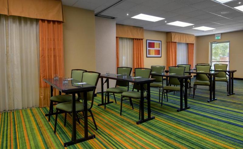 호텔 Fairfield Inn & Suites Denver Airport