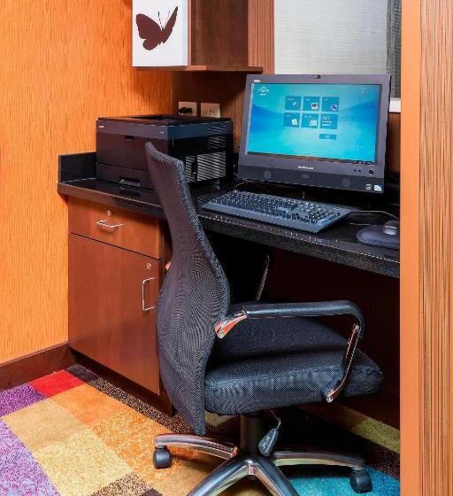 فندق Fairfield Inn & Suites By Marriott Galesburg